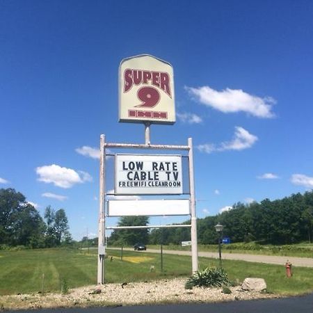 Super 9 Motel Albion Exteriér fotografie